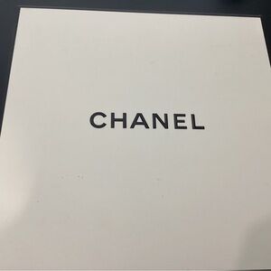 Original CHANEL gift box with paper, ribbon, etc. Vintage. Pre-owned. 8 3/4 Sq.
